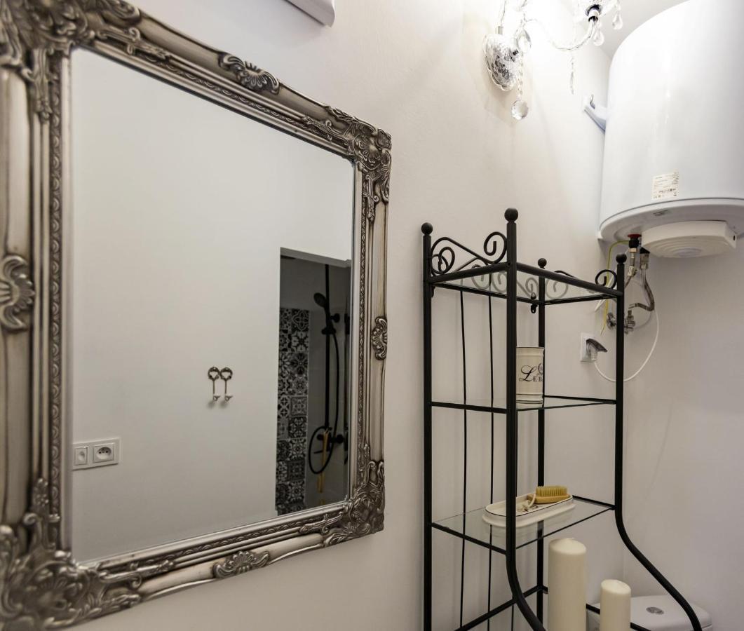Apartman Charlotte V Dome So Studnou Na Streche Banská Štiavnica المظهر الخارجي الصورة
